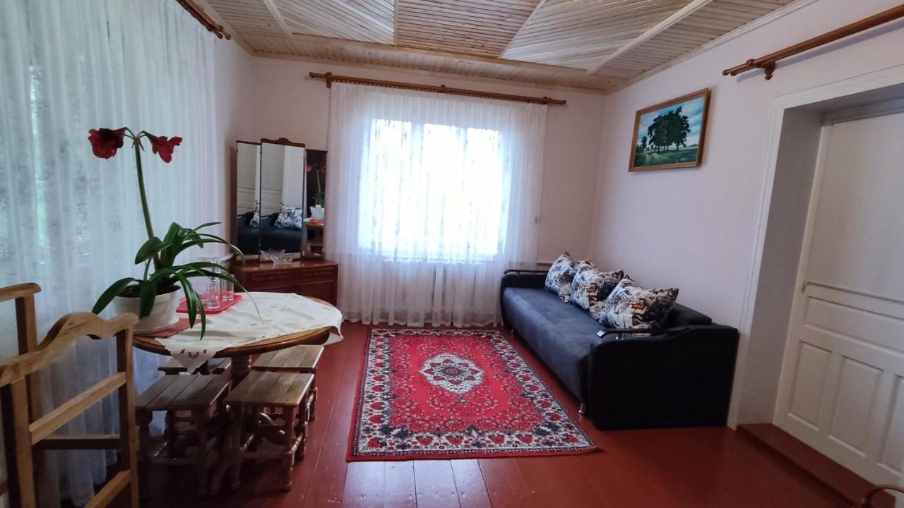 Bat'Kivska Hata Stari Kuty Dış mekan fotoğraf